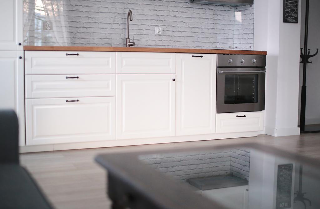 Apartament Paris โควอบเซก ภายนอก รูปภาพ