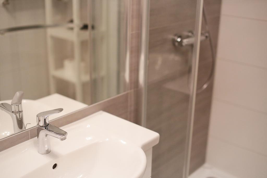 Apartament Paris โควอบเซก ภายนอก รูปภาพ