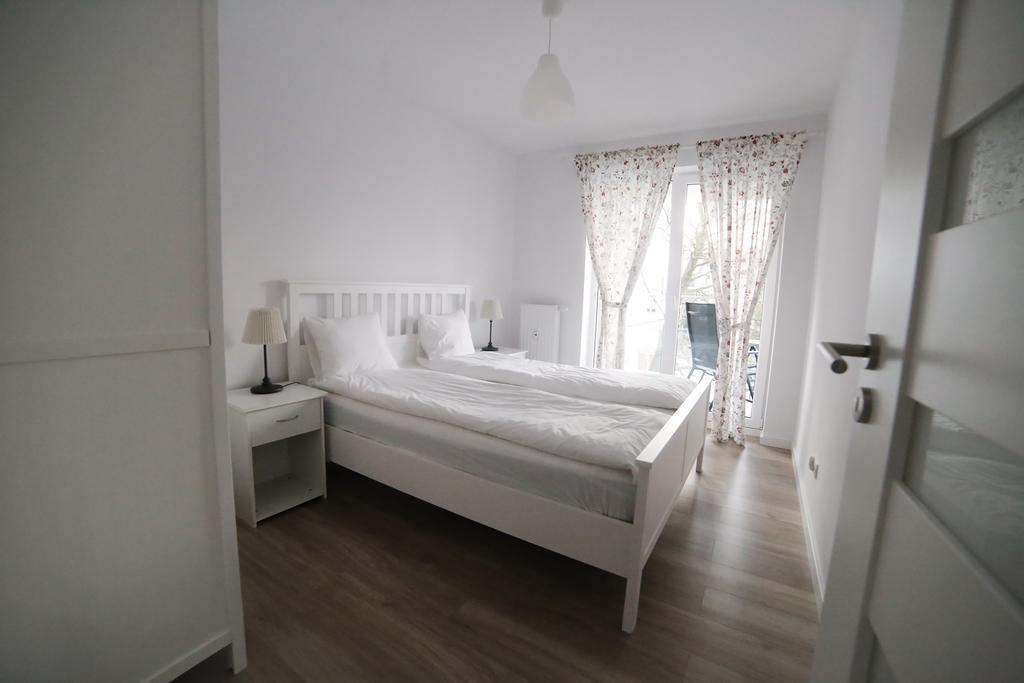 Apartament Paris โควอบเซก ภายนอก รูปภาพ